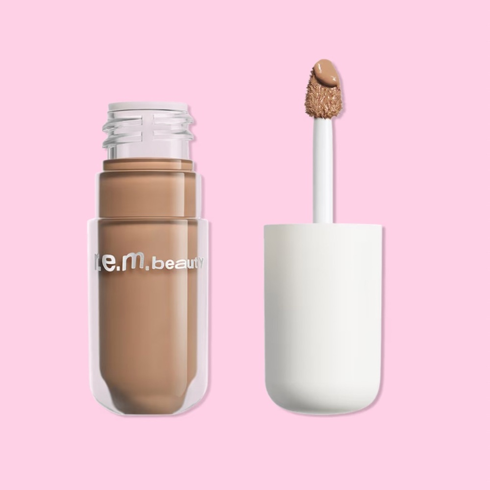r.e.m. Beauty Midnight Shadows Liquid Eyeshadow Brown
